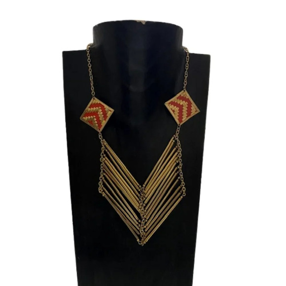 Boho Necklace in Coral and Gold - NEW - Picture 2 of 5